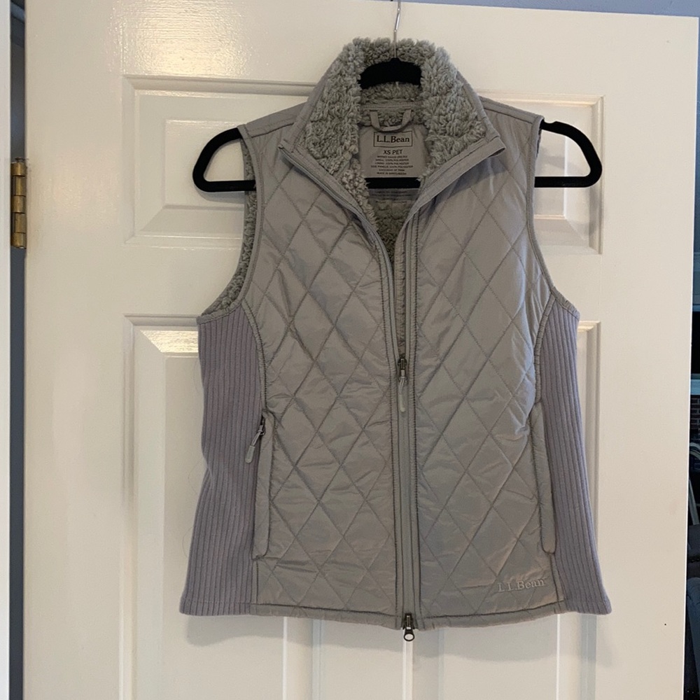 Cute LL Bean gray vest